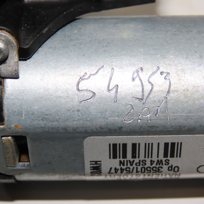 Moteur essuie-glace arrière occasion AUDI A3 II Phase 1 06-2003->06-2008 1.9 TDi 8R0955711C 5