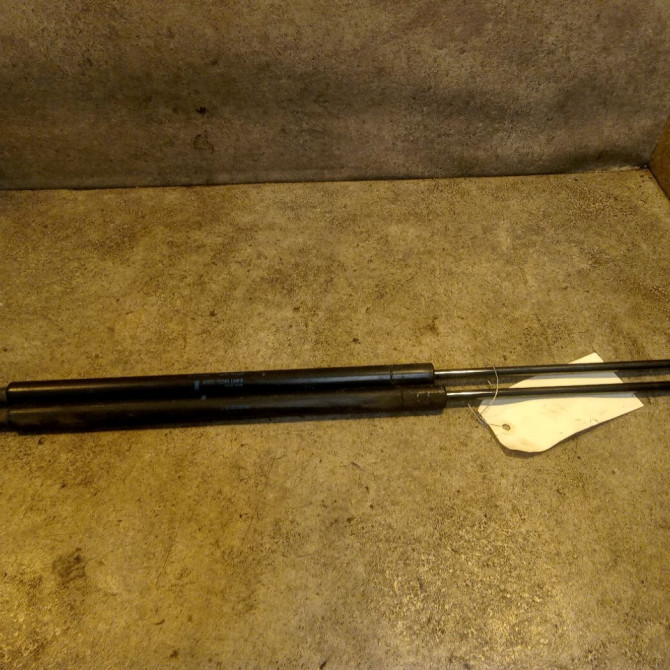 Verin droit hayon occasion PEUGEOT 206 206 phase 1 SW 2002-06-01->2006-12-31 1.4i 75ch 8731G5 1