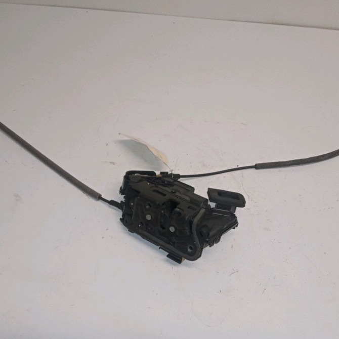 Serrure porte avd occasion VOLKSWAGEN GOLF VII 5TB837016D 1