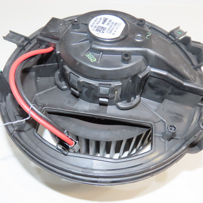 Ventilateur de chauffage occasion VOLKSWAGEN TOURAN III Phase 1 06-2015->... 5WB819021C 1