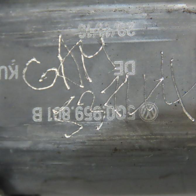 Mecanisme + moteur lève-glace avant droit occasion VOLKSWAGEN TOURAN III Phase 1 06-2015->... 5TA837462A 4