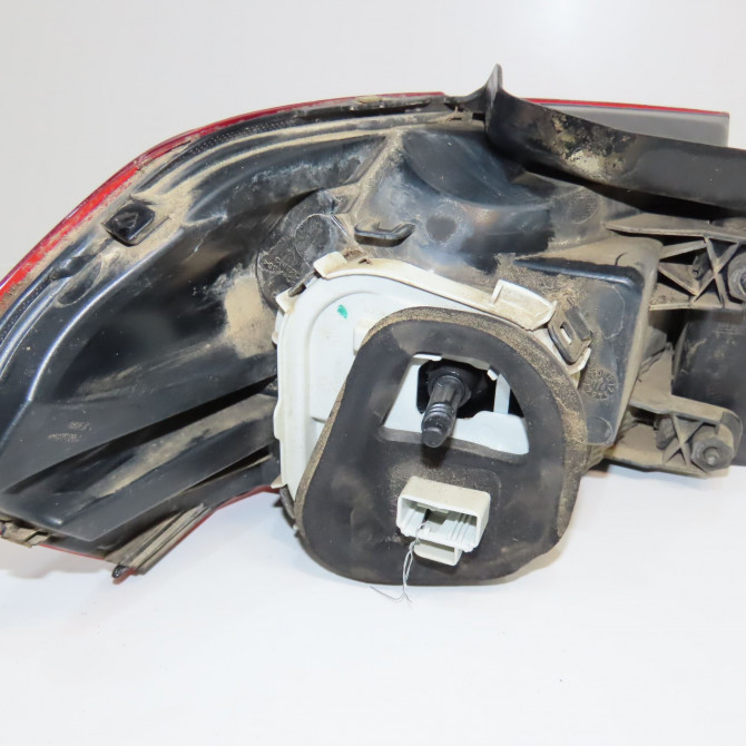 Feu arrière droit occasion VOLKSWAGEN TOURAN III Phase 1 06-2015->... 5TA945096D 2