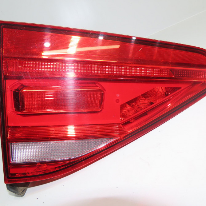 Feu arrière interieur gauche occasion VOLKSWAGEN TOURAN III Phase 1 06-2015->... 5TA945093D 1