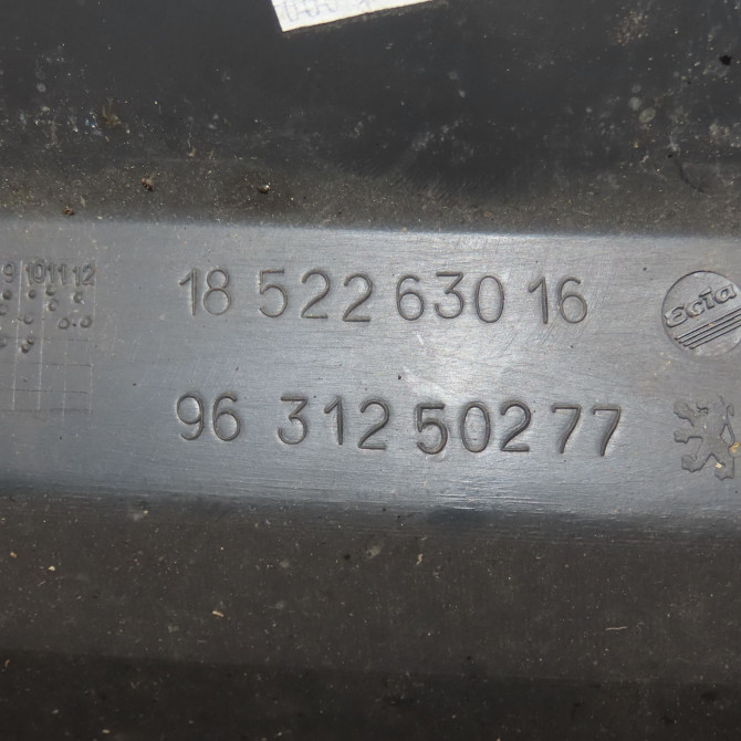 Calandre occasion PEUGEOT 406 Phase 2 04-1999->04-2004 2.2 HDI 133ch 7804J2 3