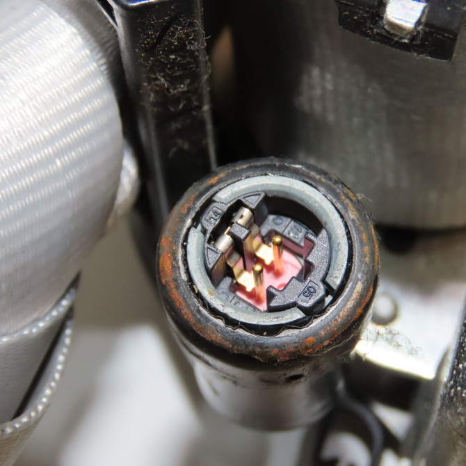 Ceinture avant gauche occasion RENAULT SCENIC III Phase 3 04-2013->... 1.6Dci 130ch 868851641R 4