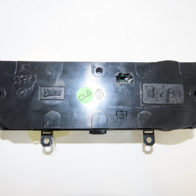 Commande de chauffage occasion RENAULT CAPTUR Phase 1 02-2013->... 1.2i 118 16V 275100037R 2