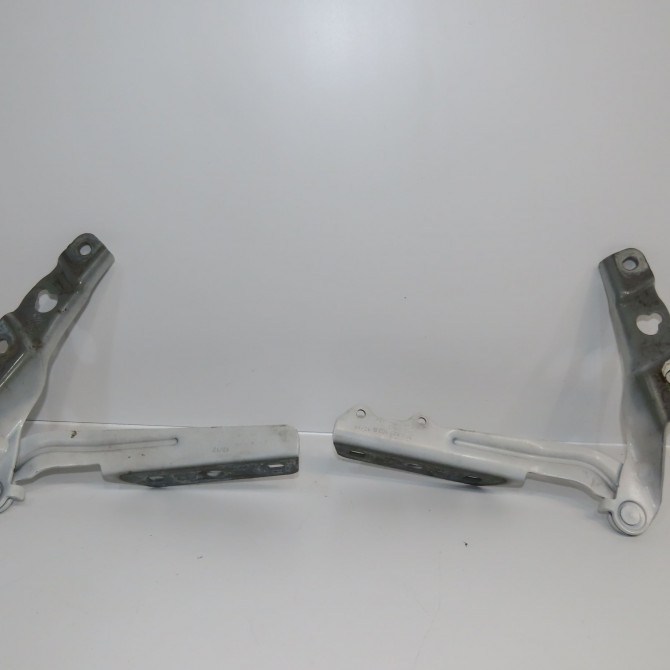 Compas d capot occasion VOLKSWAGEN 146 Phase 1 04-1995->04-1999 2.0 TDI 177ch 7C0823302C 2