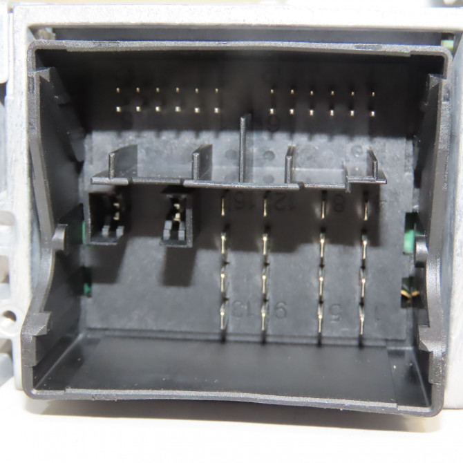 Autoradio occasion PEUGEOT PARTNER II Phase 3 04-2015->... 1.6 BlueHDI 100ch 1615651780 4