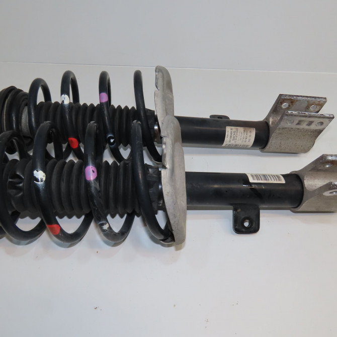 Amortisseur avant droit occasion PEUGEOT PARTNER II Phase 3 04-2015->... 1.6 BlueHDI 100ch 520882 1