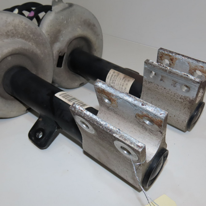 Amortisseur avant droit occasion PEUGEOT PARTNER II Phase 3 04-2015->... 1.6 BlueHDI 100ch 520882 2