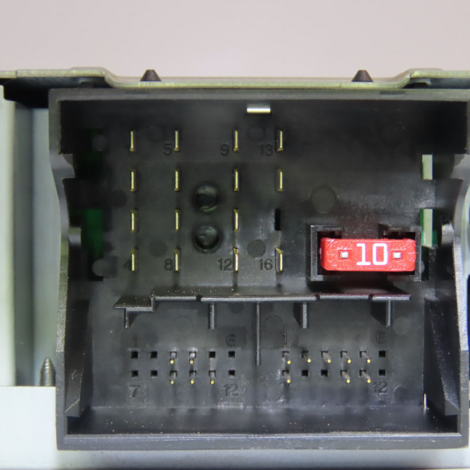 Autoradio occasion PEUGEOT 207 Phase 1 04-2006->06-2013 1.4 HDI 70ch 1617292280 3