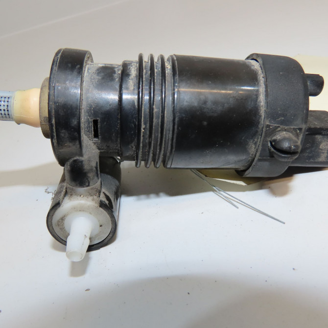 Pompe lave-glace avant occasion JEEP 146 Phase 1 04-1995->04-1999 2.2 CRD 136ch 2