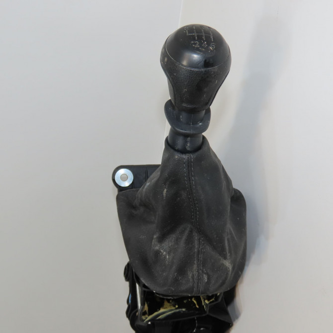 Levier de vitesses occasion VOLKSWAGEN 146 Phase 1 04-1995->04-1999 2.0 TDI 177ch 2N0711025A 1