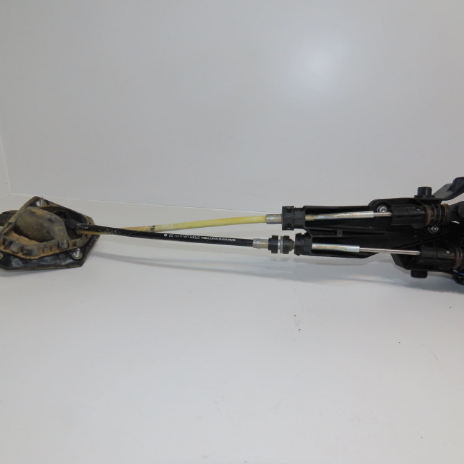 Levier de vitesses occasion VOLKSWAGEN 146 Phase 1 04-1995->04-1999 2.0 TDI 177ch 2N0711025A 2