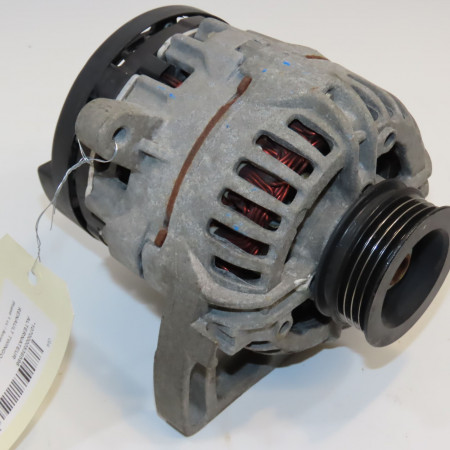 Alternateur occasion RENAULT TWINGO II Phase 1 06-2007->11-2011 1.2i 16v 75ch 8200718724