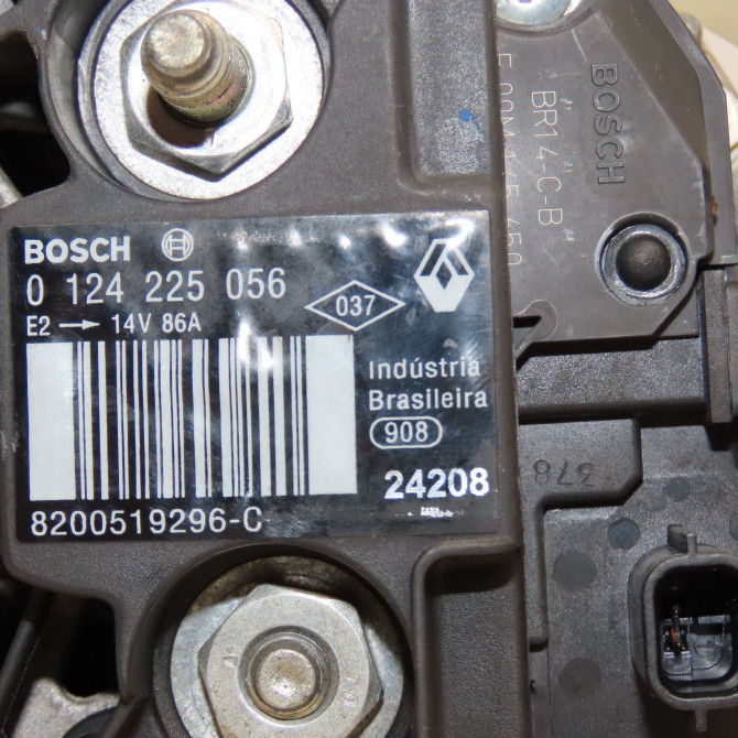 Alternateur occasion RENAULT TWINGO II Phase 1 06-2007->11-2011 1.2i 16v 75ch 8200718724 6