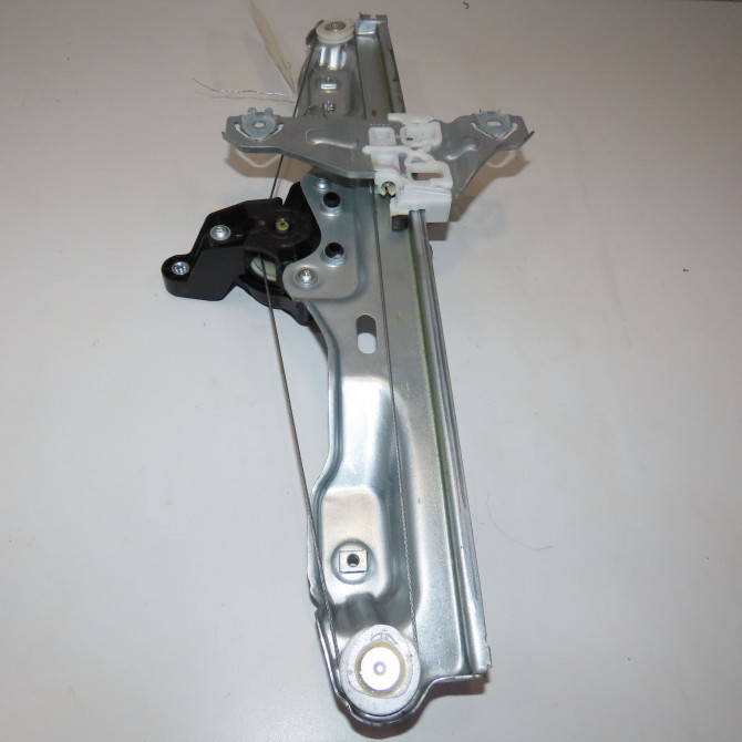 Mecanisme+moteur leve-glace arg occasion RENAULT KADJAR Phase 1 06-2015->... 1.2 TCE 130ch 827014EA0A 2