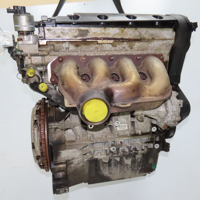 Moteur essence occasion PEUGEOT 406 Phase 2 04-1999->04-2004 1.8i 16v 1352T 4