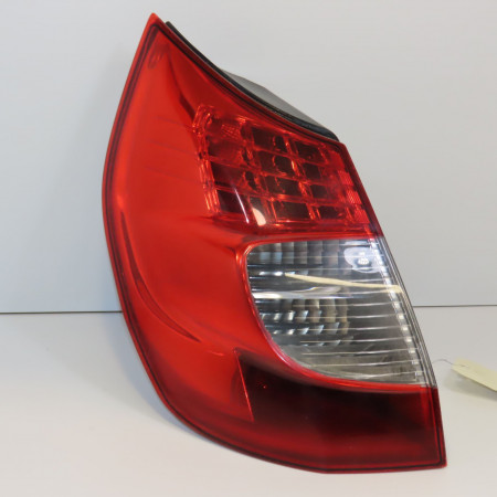 Feu arrière gauche occasion RENAULT SCENIC II Phase 1 03-2004->09-2006 1.9 DCI 130ch 8200474328