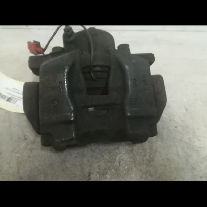 Etrier de frein avant droit occasion ALFA ROMEO 159 Phase 1 09-2005->05-2013 1.9 JTDm 150ch 71793102 1