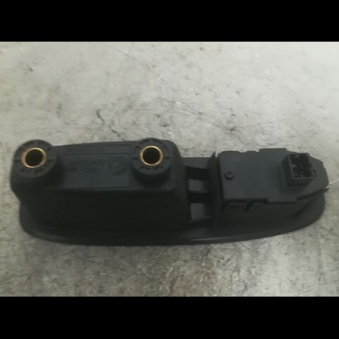 Commande lève-glace porte avant droite occasion ALFA ROMEO 159 Phase 1 09-2005->05-2013 1.9 JTDm 150ch 71744265 2