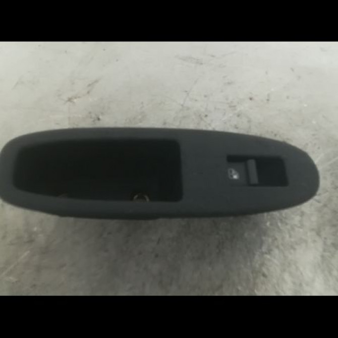 Commande leve-glace porte arrière gauche occasion ALFA ROMEO 159 Phase 1 09-2005->05-2013 1.9 JTDm 150ch 71744265 1