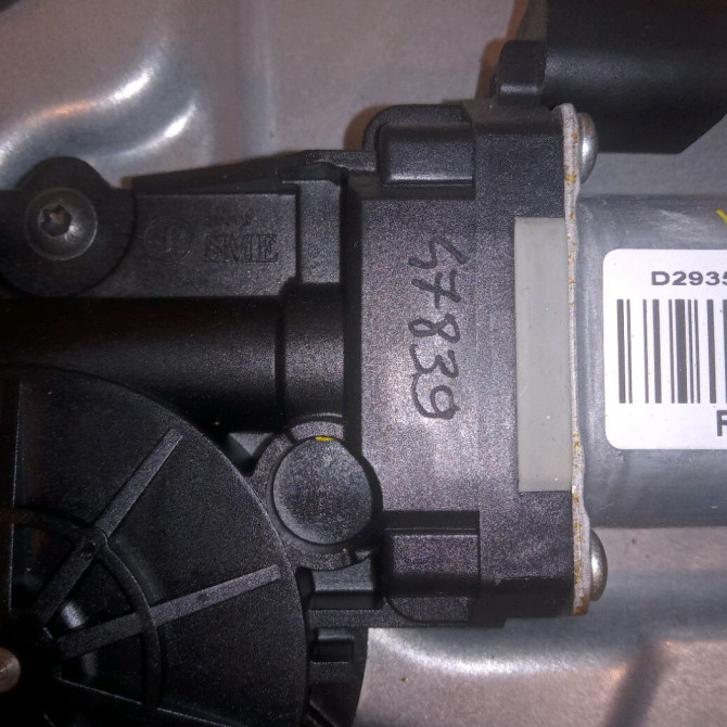 Mecanisme + moteur lève-glace avant droit occasion ALFA ROMEO 159 Phase 1 04-1995->04-1999 1.9 JTDM 150ch 71740121 7