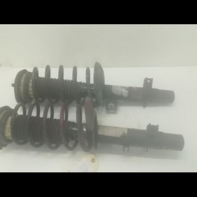 Amortisseur avant droit occasion CITROEN C3 II Phase 1 11-2009->02-2013 1.4i 75ch 5208F7 1