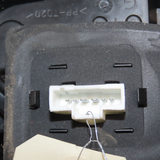 Feu arrière gauche occasion  6350KQ 3