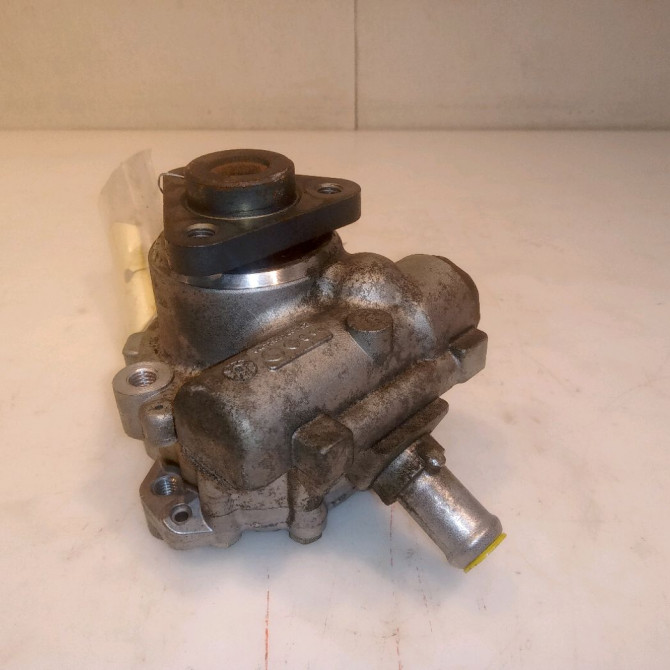 Pompe direction assistee occasion AUDI A4 II Phase 2 09-2004->04-2008 1.9 TDI 115ch 8E0145155N 1