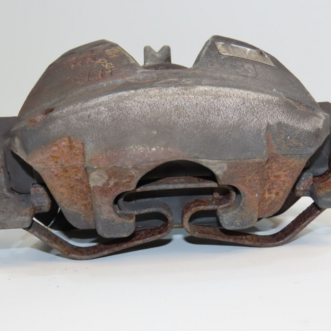 Etrier de frein avant gauche occasion CITROEN 146 Phase 1 04-1995->04-1999 2.0 BLUEHDI 180ch 1613260080 2