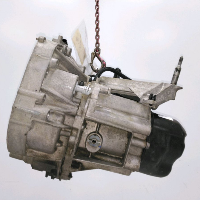 Boîte à vitesse mecanique occasion RENAULT CLIO III Phase 2 03-2009->12-2014 1.2i 16v 75ch 8201661828 4