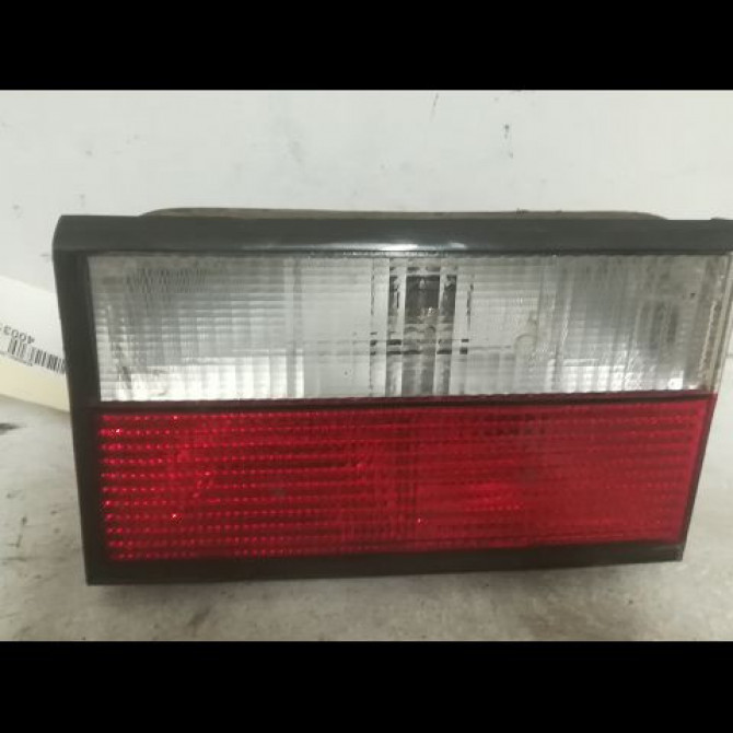 Feu arrière intérieur droit occasion CITROEN XANTIA Phase 1 03-1993->06-1998 1.9 D 6351J9 1