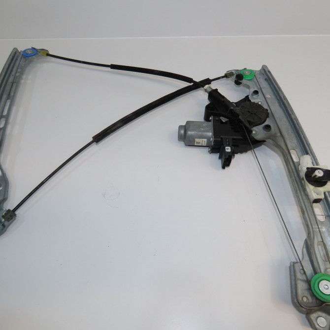 Mecanisme + moteur lève-glace avant droit occasion RENAULT MEGANE IV Phase 1 12-2015->... 1.5 DCI 8v 110ch 807208314R 2