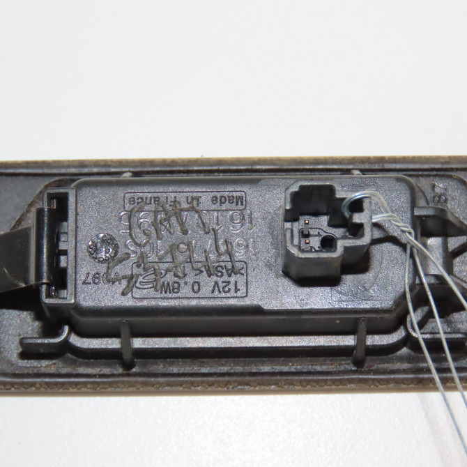 Eclaireur plaque de police d occasion VOLKSWAGEN TOURAN III Phase 1 06-2015->... 5NA943021 2