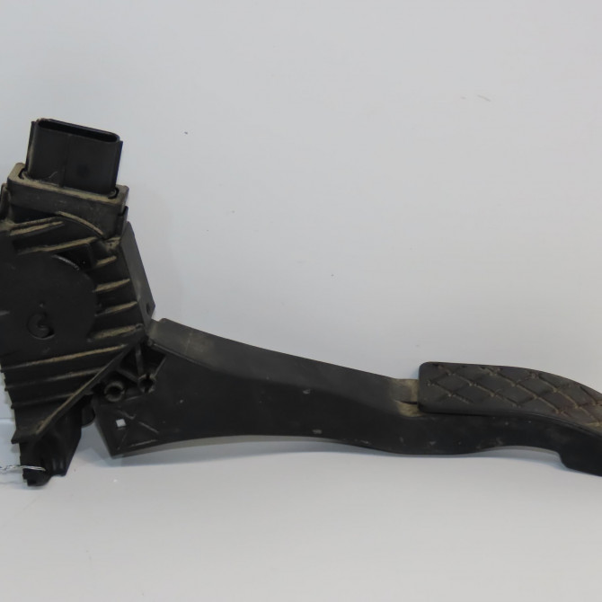 Potentiometre accelerateur occasion VOLKSWAGEN TOURAN III Phase 1 06-2015->... 2
