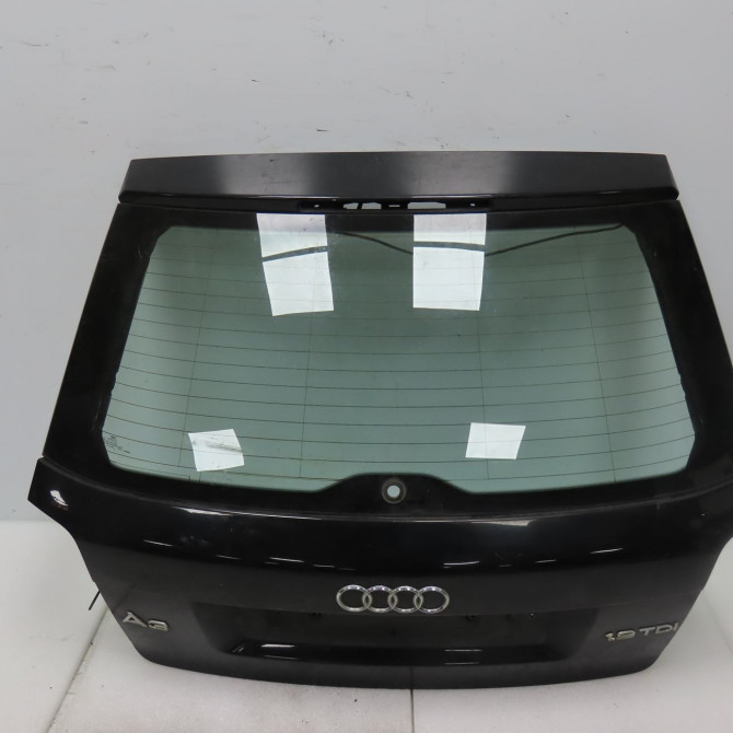 Hayon occasion AUDI A3 II Phase 1 06-2003->06-2008 1.9 TDi 8P3827023AC 1