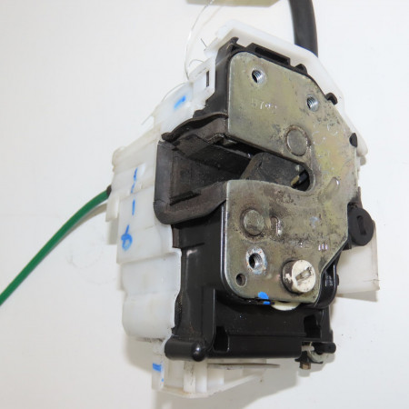 Serrure porte ard occasion ALFA ROMEO 159 Phase 1 04-1995->04-1999 1.9 JTDm 120ch 50513059