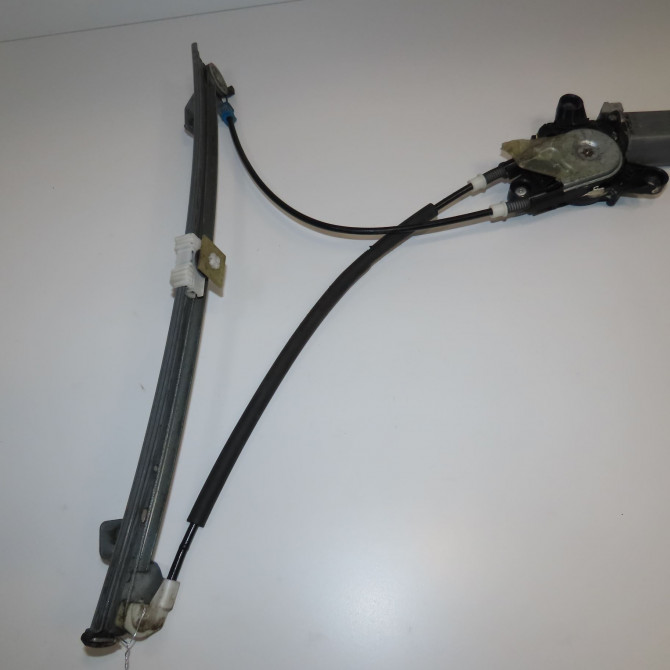 Mecanisme + moteur lève-glace avant droit occasion PEUGEOT 106 Phase 2 04-1996->09-2003 1.0i 1