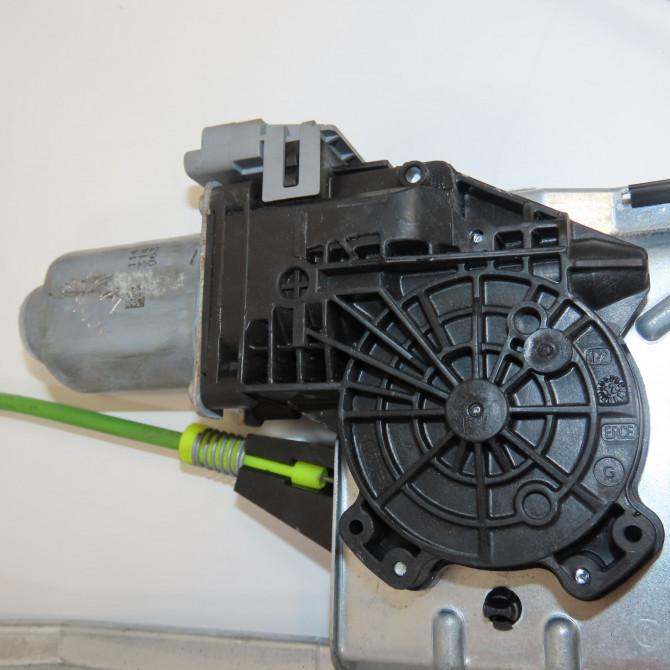 Mecanisme+moteur leve-glace avg occasion CITROEN C3 PICASSO Phase 2 09-2012->... 1.4 VTI 95ch 9802601480 3