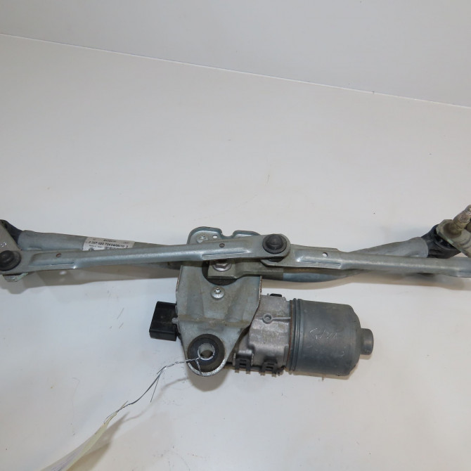 Moteur essuie-glace avant occasion ALFA ROMEO 159 Phase 1 04-1995->04-1999 1.9 JTDm 120ch 77363796 2
