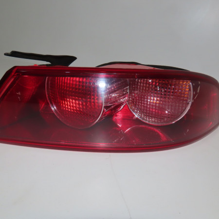 Feu arrière droit occasion ALFA ROMEO 159 Phase 1 04-1995->04-1999 1.9 JTDm 120ch 50504818