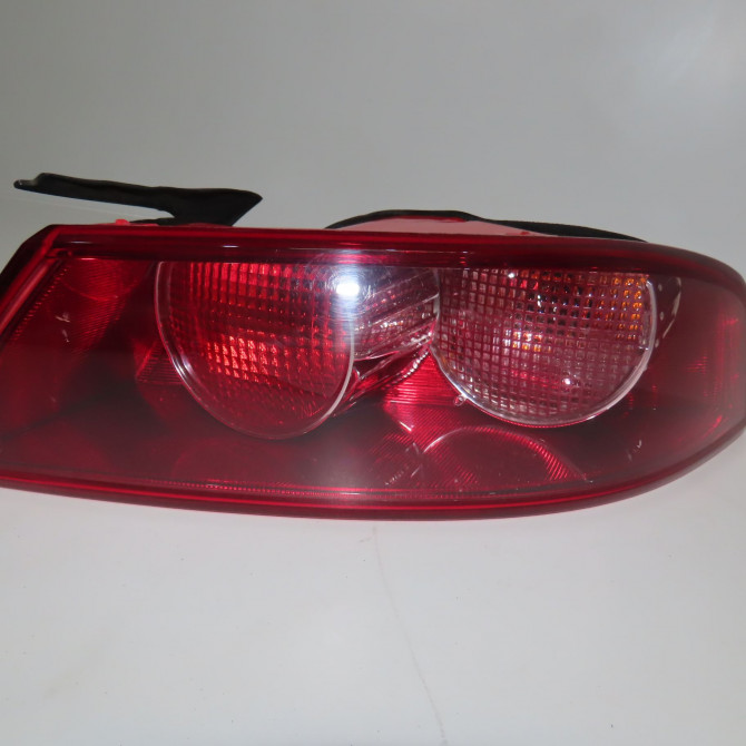 Feu arrière droit occasion ALFA ROMEO 159 Phase 1 04-1995->04-1999 1.9 JTDm 120ch 50504818 1