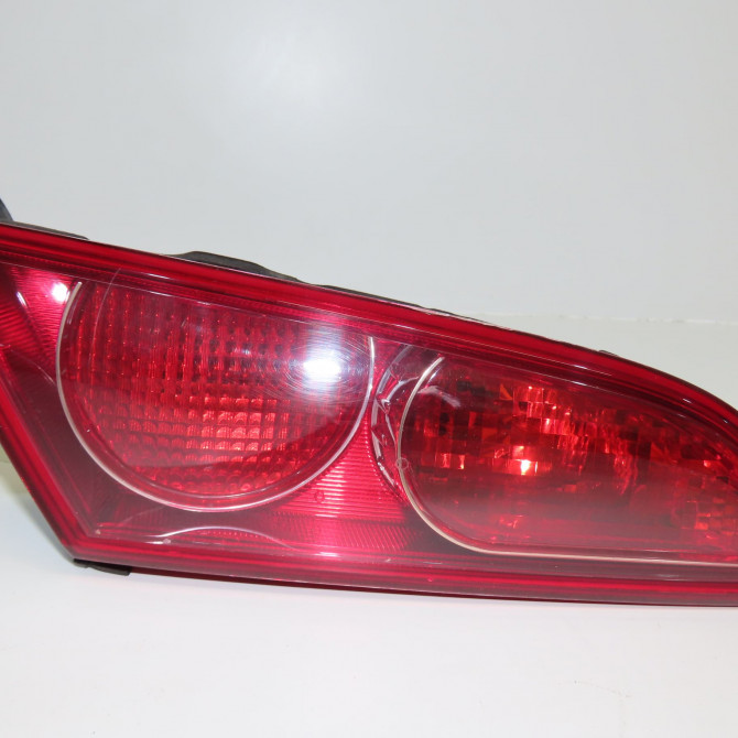 Feu arrière interieur gauche occasion ALFA ROMEO 159 Phase 1 04-1995->04-1999 1.9 JTDm 120ch 50504822 1