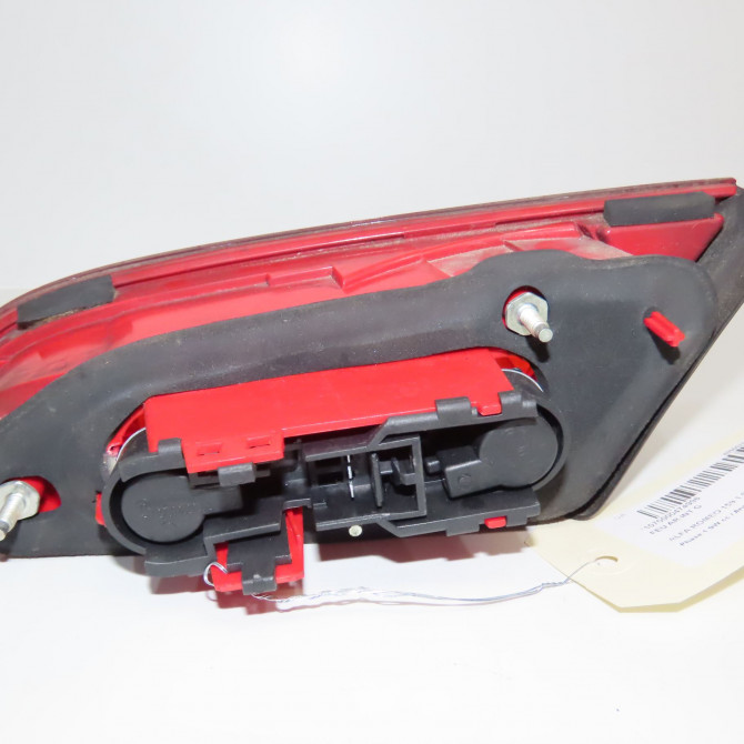 Feu arrière interieur gauche occasion ALFA ROMEO 159 Phase 1 04-1995->04-1999 1.9 JTDm 120ch 50504822 2