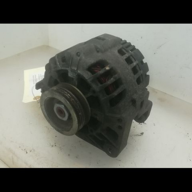 Alternateur occasion RENAULT CLIO II Phase 2 06-2001->07-2006 1.2 16v 8200660044 1