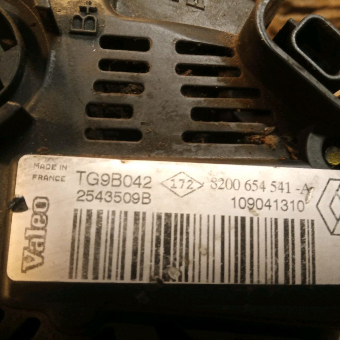 Alternateur occasion RENAULT CLIO II Phase 2 06-2001->07-2006 1.2i 75ch 8200660044 4