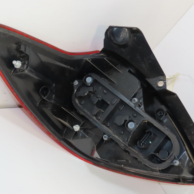 Feu arrière droit occasion FORD KA II Phase 1 10-2008->... 1.2i 69ch 1579394 2