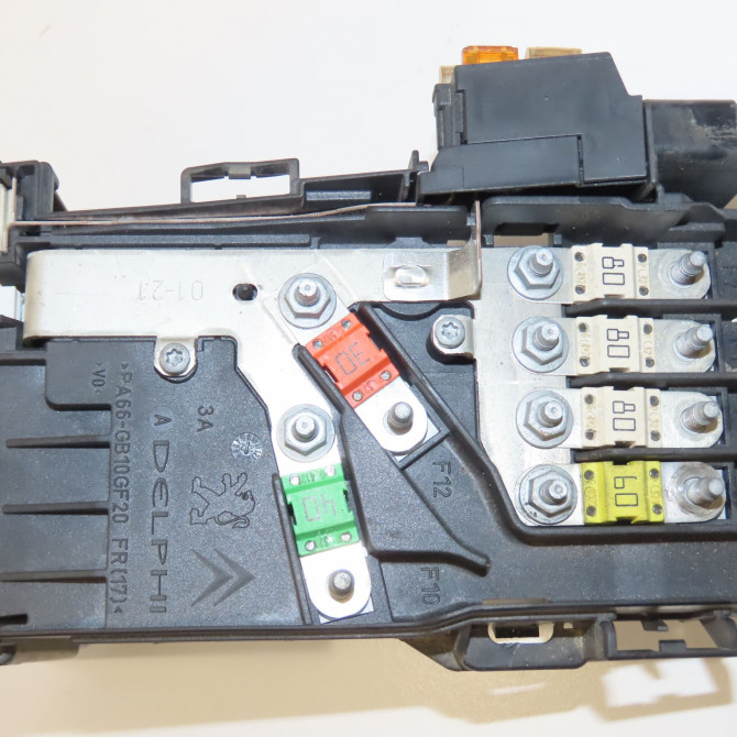 Platine fusible av occasion  9807028580 3