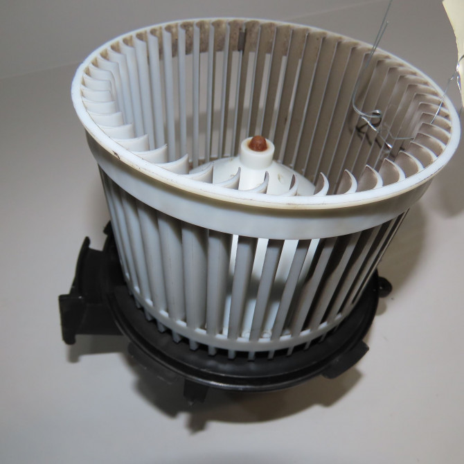 Ventilateur de chauffage occasion FORD KA II Phase 1 10-2008->... 1.2i 69ch 1694761 2
